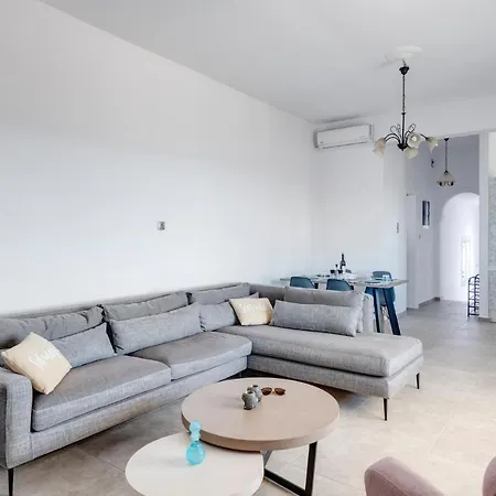 Captain View * Mégas Yialós-Nítes