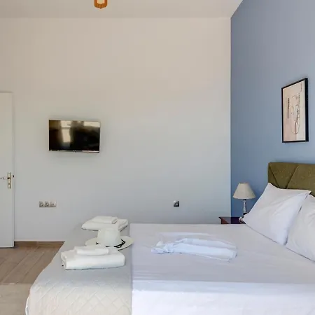 Captain View * Mégas Yialós-Nítes