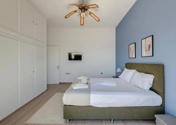 Captain View Mégas Yialós-Nítes